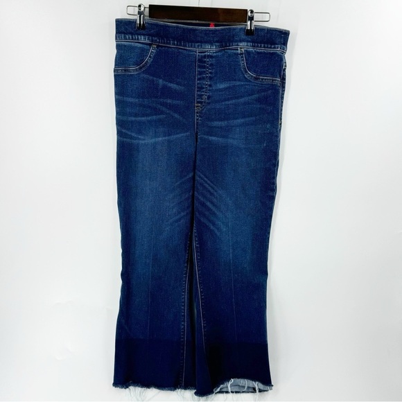 ✅ Spanx Jean X-Large Perfect Cropped Flare High Rise Pull On Dip Dye Hem Pant - Picture 1 of 6